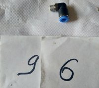 Фитинг угловой 8х1.4 мм XQG-18-XQG-BZ-16 (96)