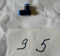 Фітинг трійник швидкознімний 8х8х1.4 мм (95)