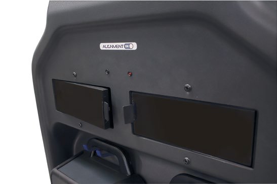 Зарядные блоки крепятся на магнитах