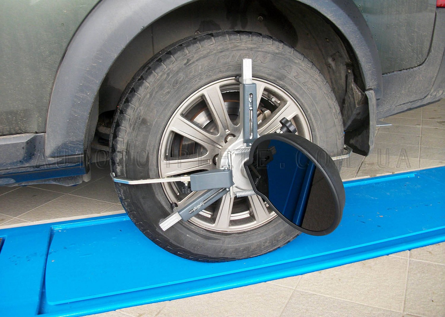 Установка 3D развал-схождения RAV TD3000HP.B в Краматорске