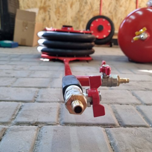 Домкрат пневматический 4т ДП-3 