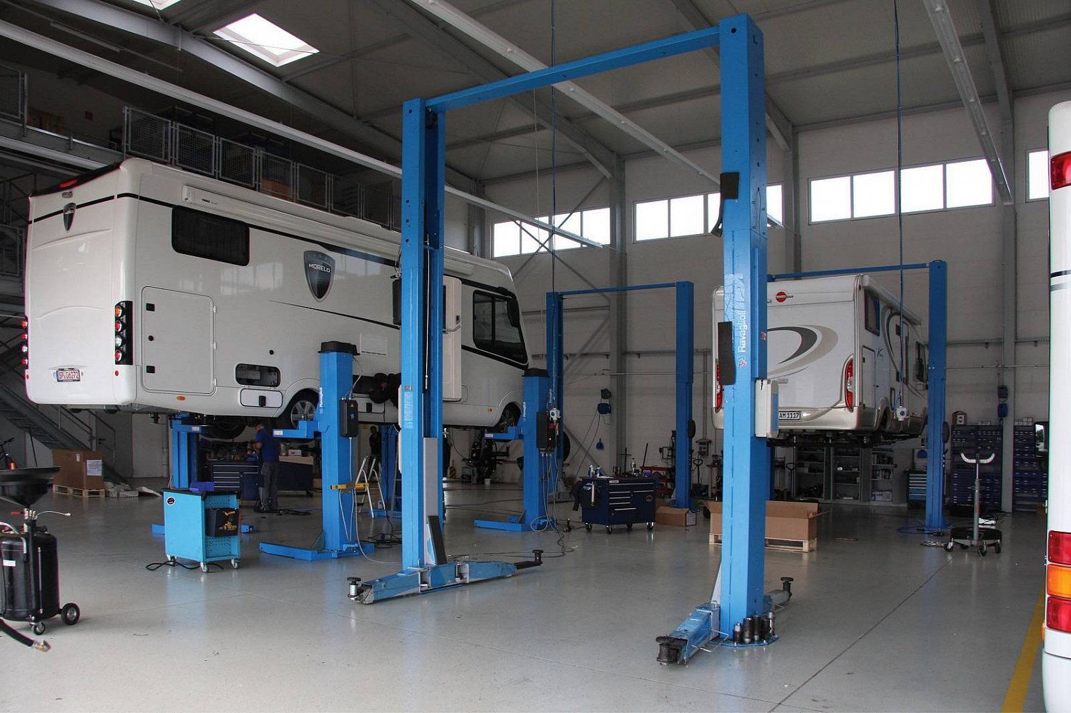 Подъемник двухстоечный 5т Ravaglioli KPH 370.50LIK (Италия) Для СТО: Автоподъемник: (Акции, Доставка)!