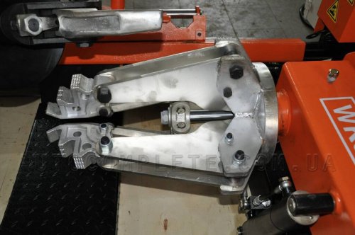 Грузовой шиномонтажный станок Well Kraft 8910C