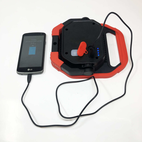 Світлодіодний прожектор Well Kraft 1100lm ZF6908 з функцією PowerBank