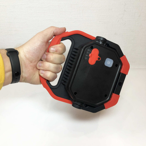 Світлодіодний прожектор Well Kraft 1100lm ZF6908 з функцією PowerBank