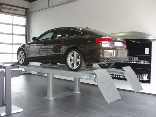 Підйомник плунжерний Ravaglioli 1131 (Італія) Для СТО: Автопідйомник: (Акції, Доставка)!