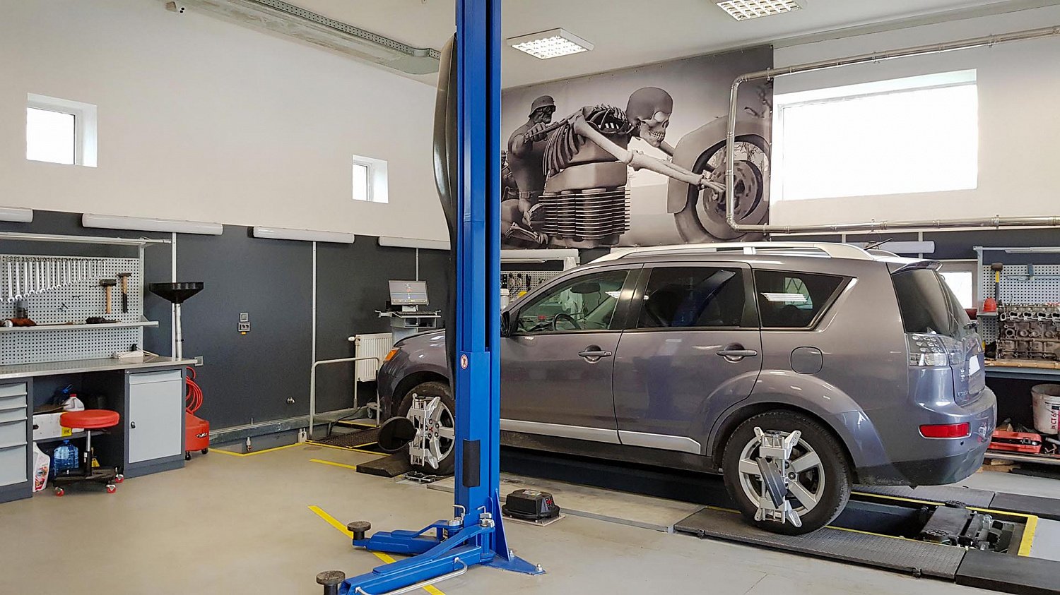 Двухстоечные подъемники AMI 3.6 CLASSIC "AutoGraff" - Винница