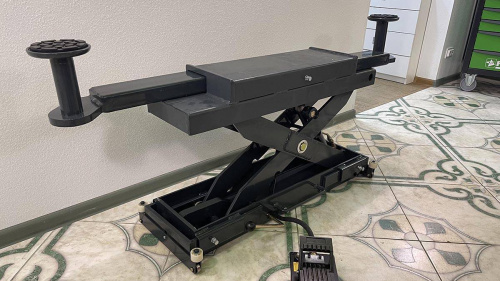 Траверса пневмогідравлічна 3т Well Kraft 4003A Для СТО: Автопідйомник: (Акції, Доставка)!