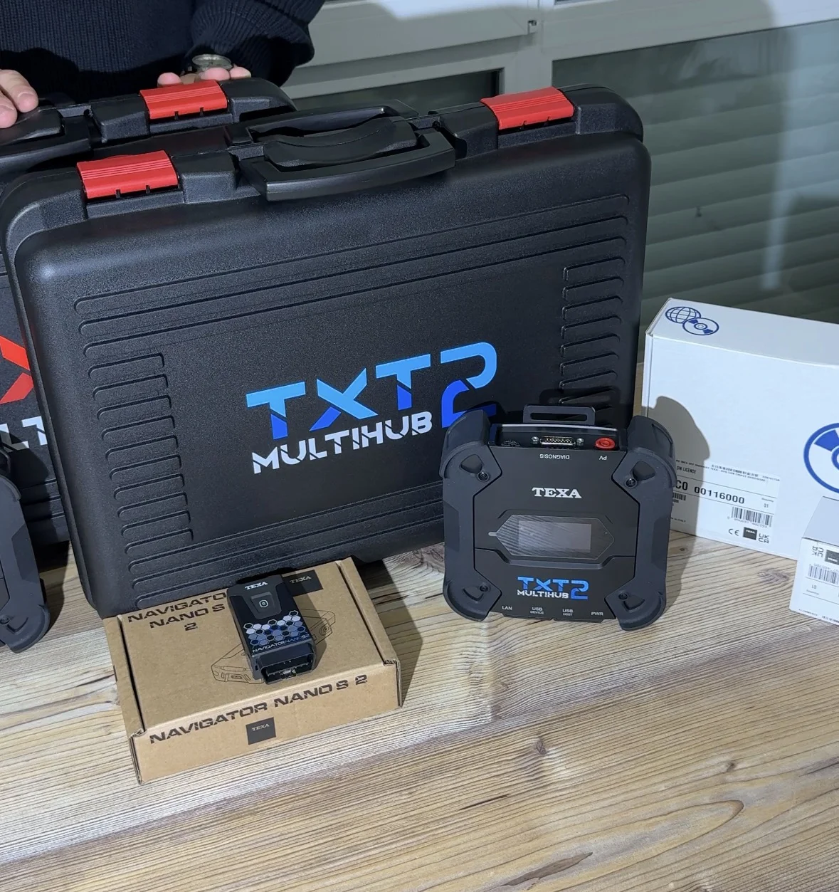 Автосканер для легкових автомобілів Texa Navigator TXT Multihub 2