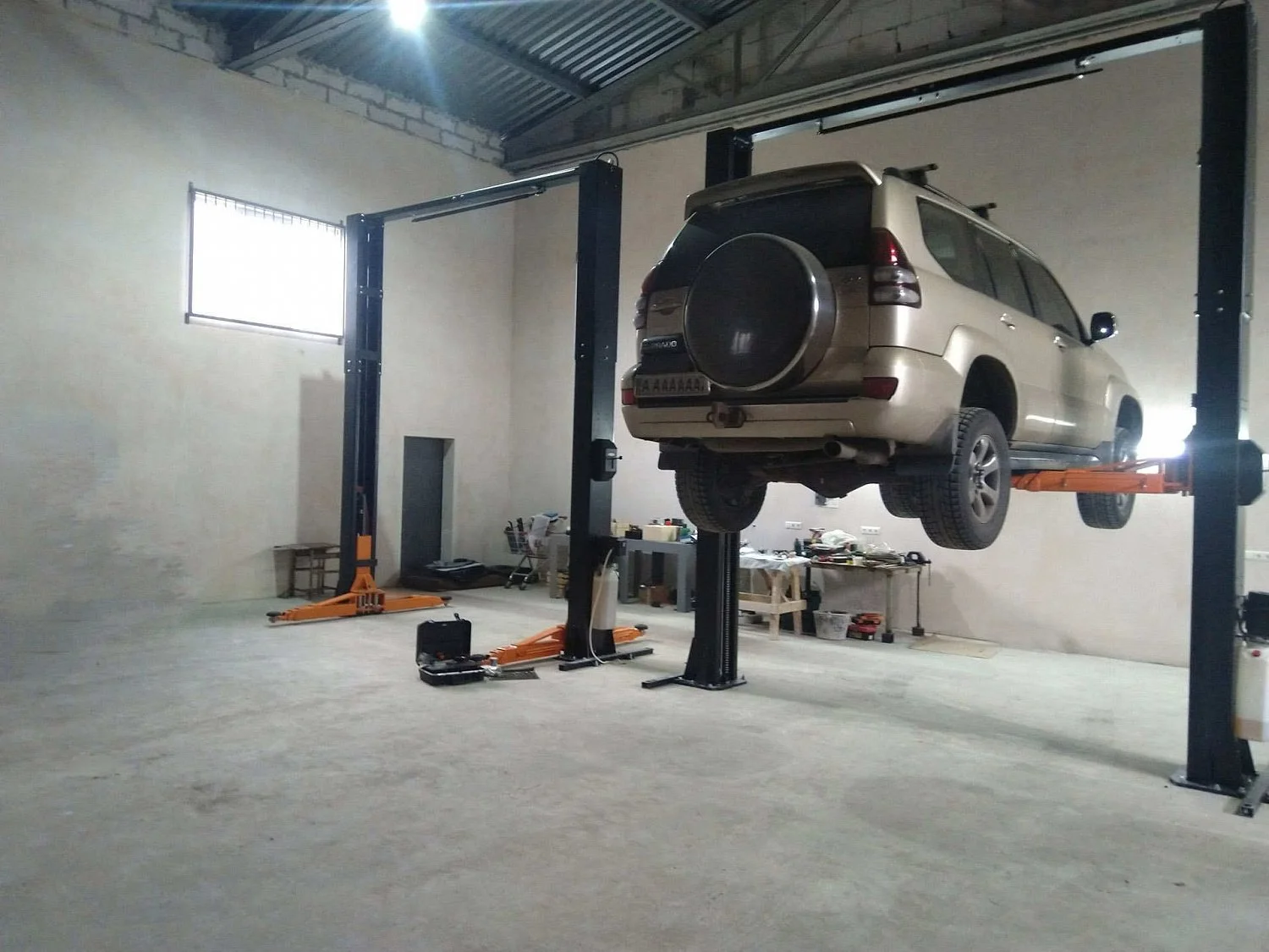 Подъемник двухстоечный 5.5т Well Kraft 3150 - 3150M (Германия-Китай) Для СТО: Автоподъемник: (Акции, Доставка)!