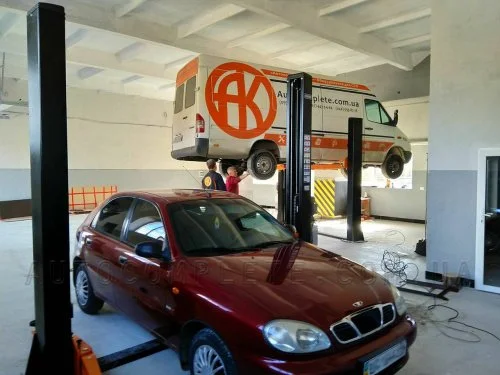 Підйомник двостійковий 4т Well Kraft 2140 (Німеччина-Китай) Для СТО: Автопідйомник: (Акції, Доставка)!
