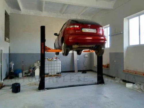 Підйомник двостійковий 4т Well Kraft 2140 (Німеччина-Китай) Для СТО: Автопідйомник: (Акції, Доставка)!