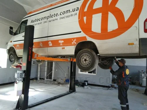 Підйомник двостійковий 4т Well Kraft 2140 (Німеччина-Китай) Для СТО: Автопідйомник: (Акції, Доставка)!